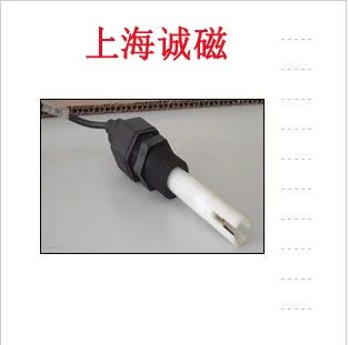 

CM-230 Conductivity Meter - 1.00 plastic case conductivity electrode, CM230 electrode / 5 meter line pin plug