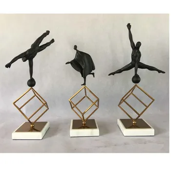 

YILUNXI European-style creative character decoration modern minimalist decoration living room, wine cabinet, study, office