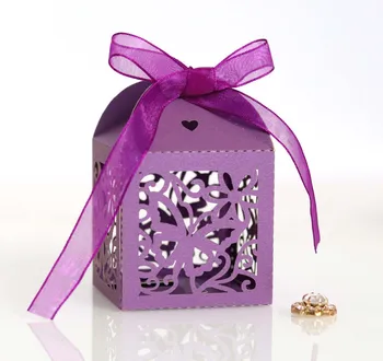 

Laser Cut Wedding Candy Box butterfly With Flower Hollow Chocolate Packing Boxes For Wedding Guests Party Favor Boxes