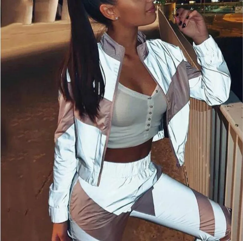 

Women Tracksuits 2 Piece Set Reflective Zipper Crop Top Pants Hip Hop Fashion Female Loose Shine Jacket Coat Trousers Plus Size
