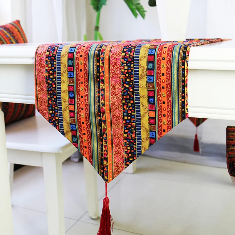 

European Luxury Colorful Table Flag Linen Cotton Fabric Table Runner Tablecloth Printed Table Runners Table Flag Dinner Mats