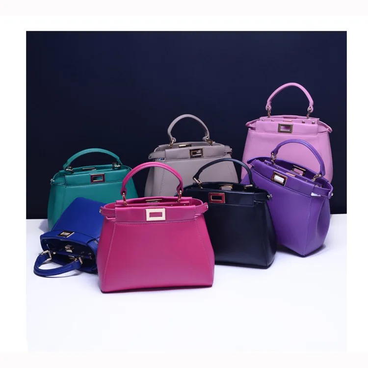 

2019 Autumn And Winter Celebrity Style Crocodile Pattern Bag with Cat Design Shoulder Bride Fashion WOMEN'S Bag Welcome