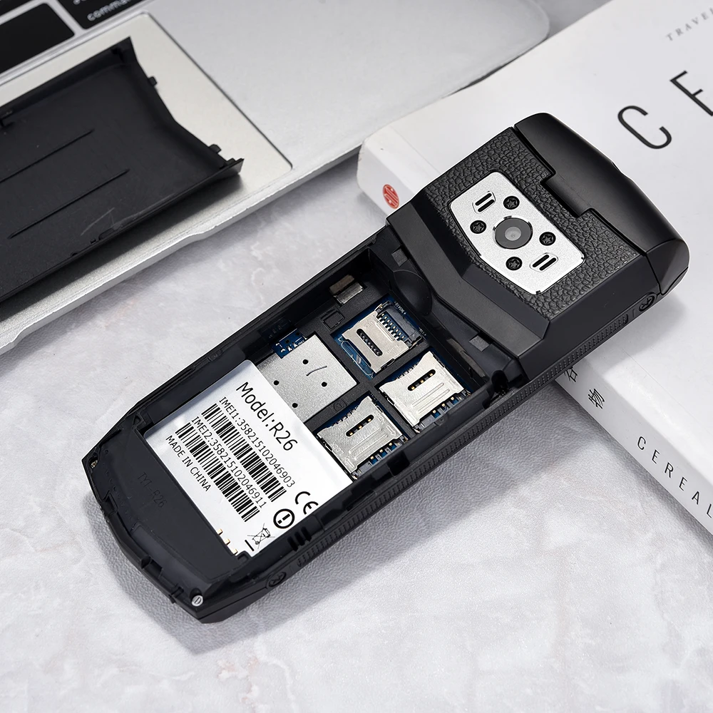 SERVO R26 мобильный телефон с TWS 5,0 Bluetooth беспроводные наушники 2,4 дюймов 3000 мАч разблокировка банк питания две sim-карты fm-радио сотовый телефон