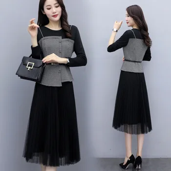 

2020 trend long dress stitching mesh fake two-piece skirt was thin and versatile