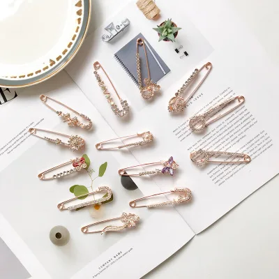 Sale 1PC Classic All-match Double Side Girls Imitation Pearls Women Brooches High Quality Sweater Accessories Students Pins