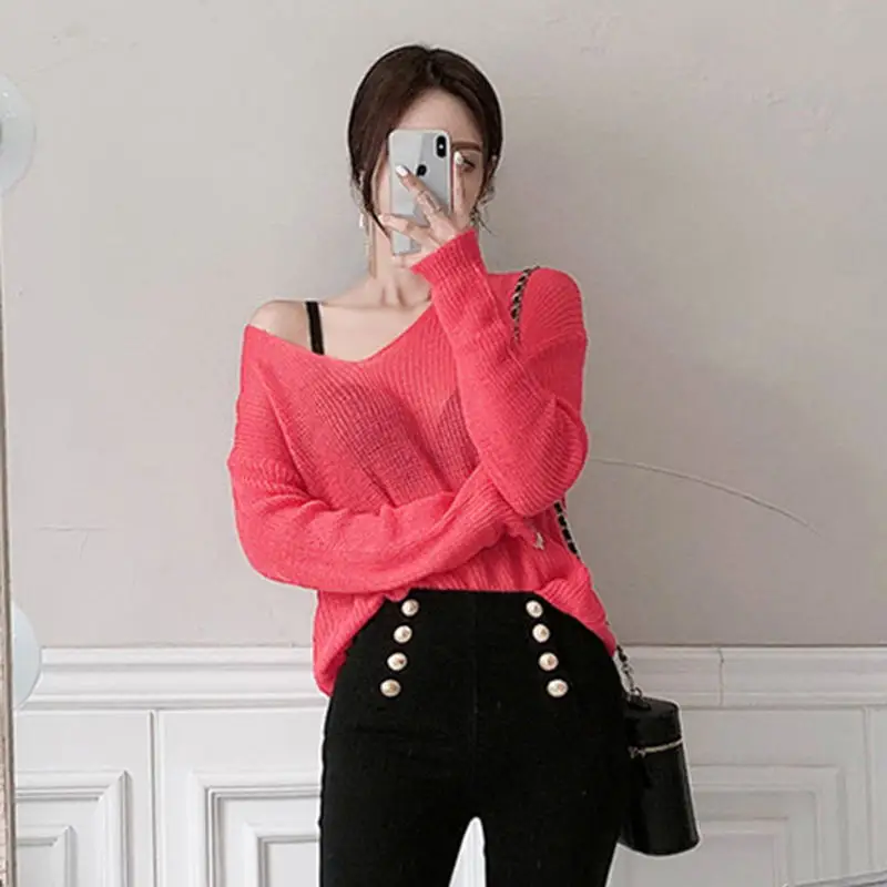 

Women Pull Sweaters 2019 New Yellow White V-neck Sweater Jumpers Hollow out Harajuku Chic Loose knitted Sweater
