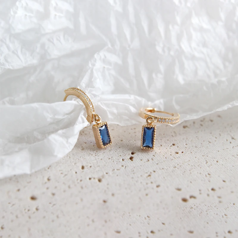 Женские синие крошечные серьги с фианитами, маленькие серьги-кольца Huggie, серьги-капли с кристаллами, 925 пробы, серебряные, золотые серьги
