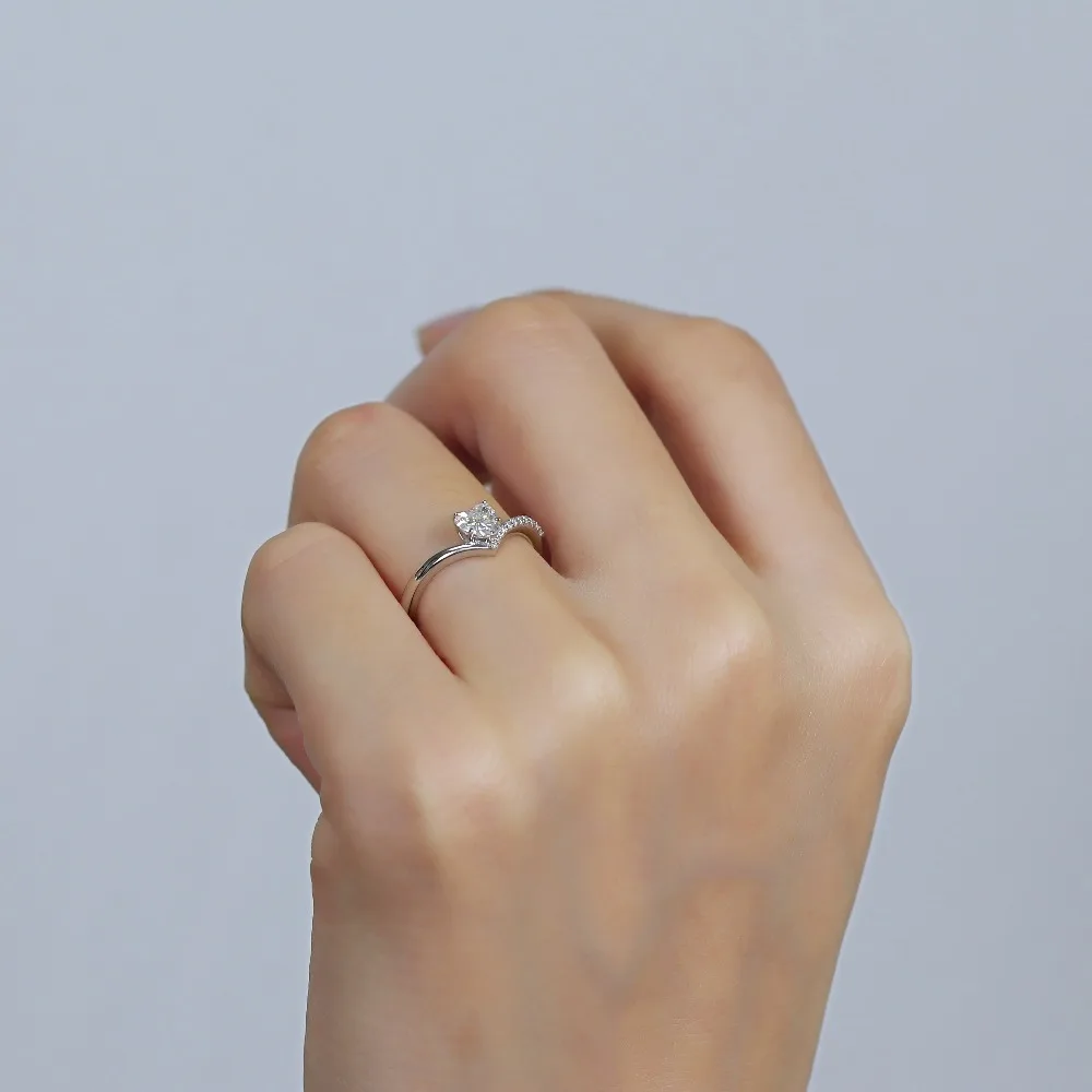 moissanite-engagement-ring (6)