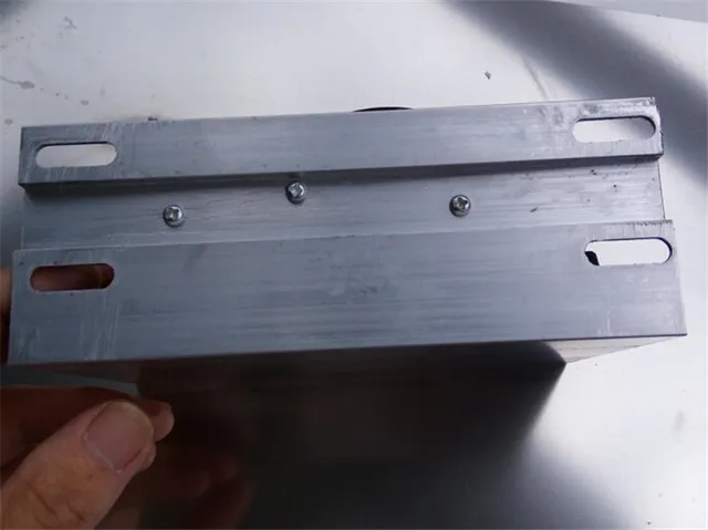 다양한 입력 모드와 안전한 보호장치를 갖춘 DC 모터 속도 조절 스위치