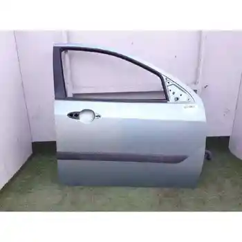 

1430132 DOOR FRONT RIGHT FORD FOCUS SALOON (CAK)
