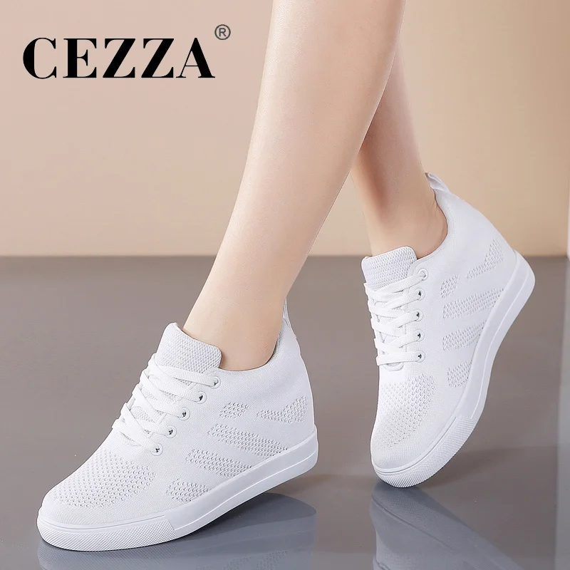 white gym shoes ladies