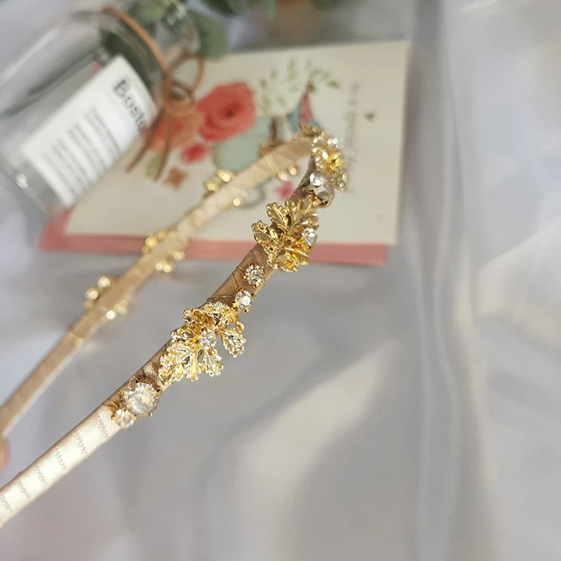 Korean TV Star Vintage Rhinestone Crystal Headband Retro Elegant Ladies Hair Accessories Jewelry Hair Hoop Hairband Girls Bride