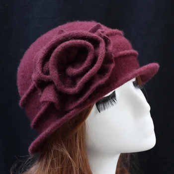 

Lady Elegant Skullies Beret Caps 2019 Fashion Winter New Women Pure High Grade Wool Knitted Big Flower Beanit Hats 5 Colors