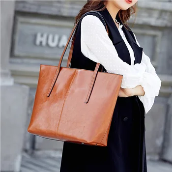 

Women's bag 2019 new European and American fashion large capacity oil wax leather shoulder bag tote bag