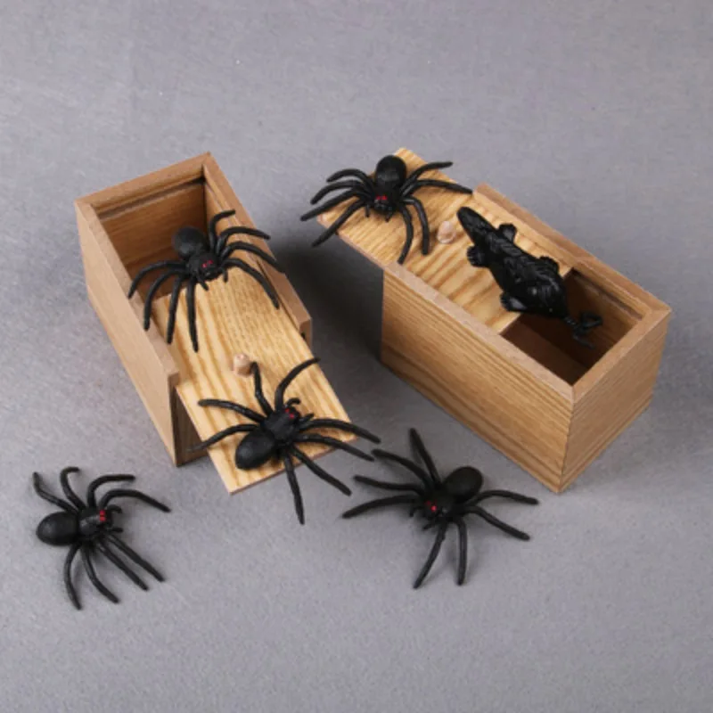 

April Fool's Day gift Wooden Prank Trick Practical Joke Home Halloween Party Office Scare Toy Box Gag Spider Mouse Funny GiftsG