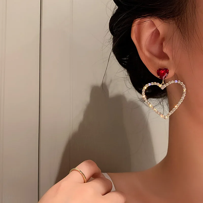 Drop Earrings Korean Fashion Jewelry Shining Rhinestone Hollow Heart Drop Earrings for Women Girls Vintage Red Crystal Earrings crystal earrings