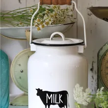 Imitazione dello smalto crema casa di latte di stoccaggio può