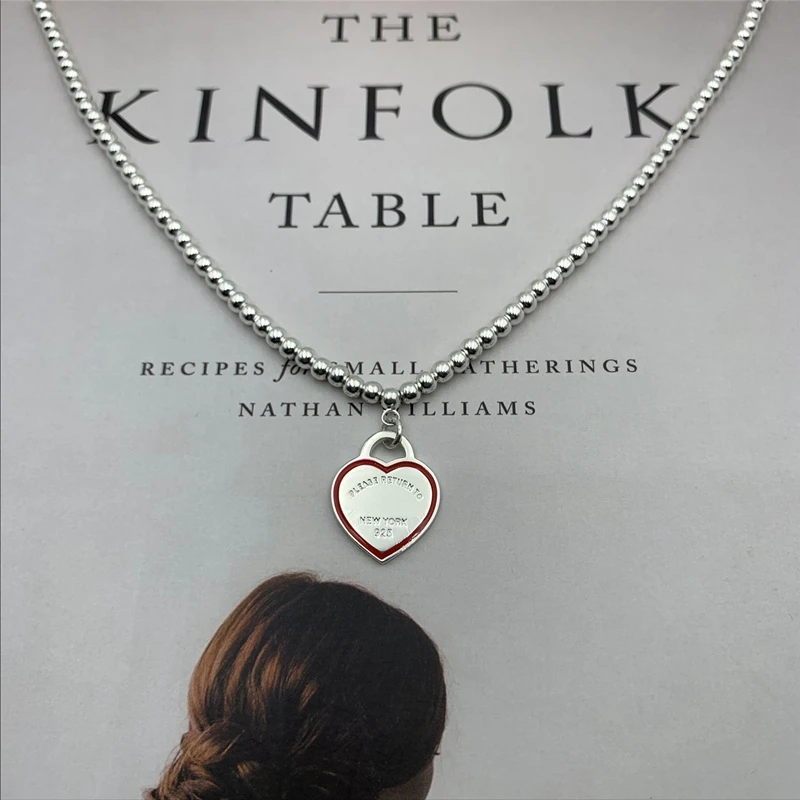 

SHINETUNG S925 sterling silver, red heart-shaped beaded pendant 4mm round bead necklace, 1: 1 high-end women's jewelry with logo