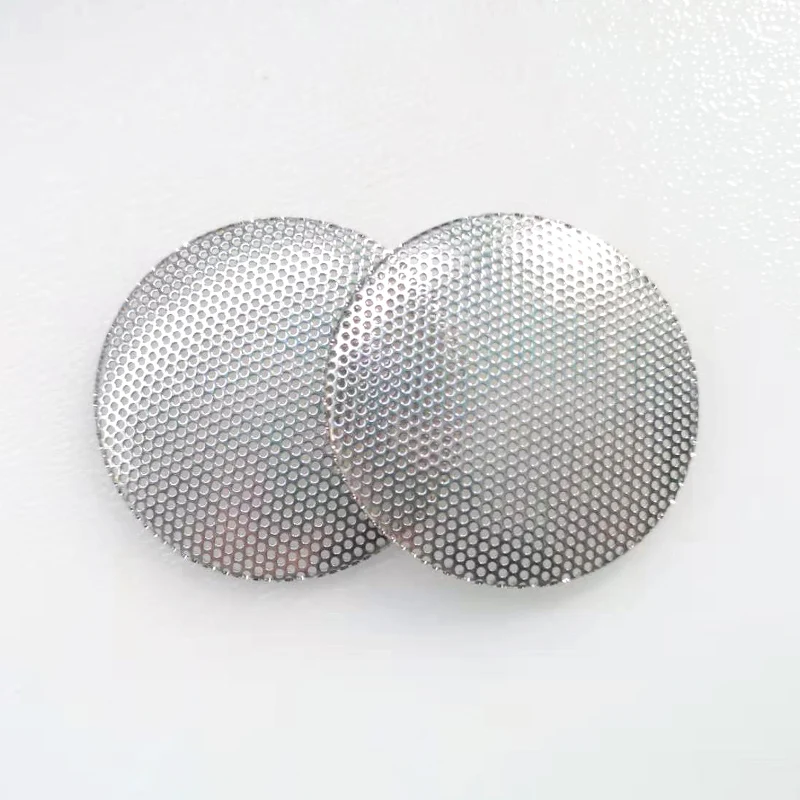 

1 Pair 50MM Headphone Metal Mesh Cover Headsets Cover Protecting Covers Bluetooth Headphone Net Cover Protective Metal Caps