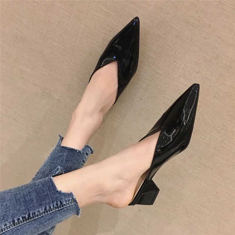 

2020 New Woman Mules Shoes Summer Outside Korean Fashion 5cm Block Low High Heels Slippers Designer Women Slip On Casual Slides