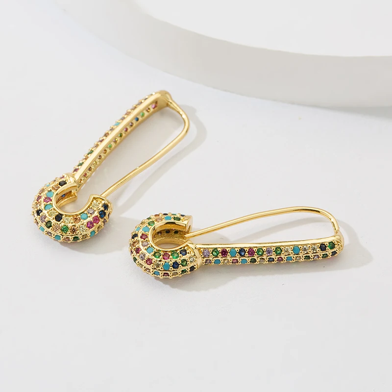 

Fashion Design Safety Pins Round Charm Earrings Rainbow Multicolor Paperclip Crystal CZ Wedding Stud Earrings Bohemia Jewelry