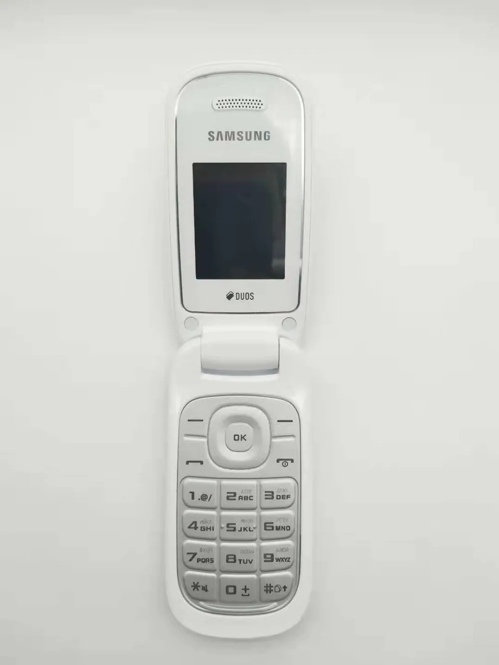 Разблокированный телефон samsung Flip E1272, две sim-карты, GSM 2G, Bluetooth, fm-радио, мобильный телефон