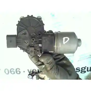 

3098410 engine Clean Front Ford Focus Hatchback (CHAP) 1.6 Ti-VCT