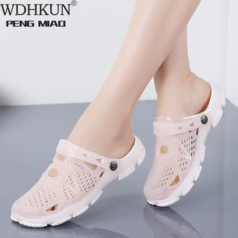 womens slip on pumps