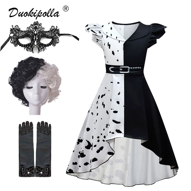 Spirit Halloween Cruella 2022