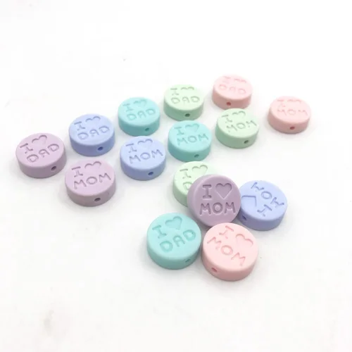 candy colors 2 100 шт./партия, Силиконовые Прорезыватели для прорезывания зубов, свободные бусины, плоские круглые жевательные бусины, Детские Diy ожерелья, "I love Mom/Dad" бусины, прорезыватель - Цвет: candy colors 2