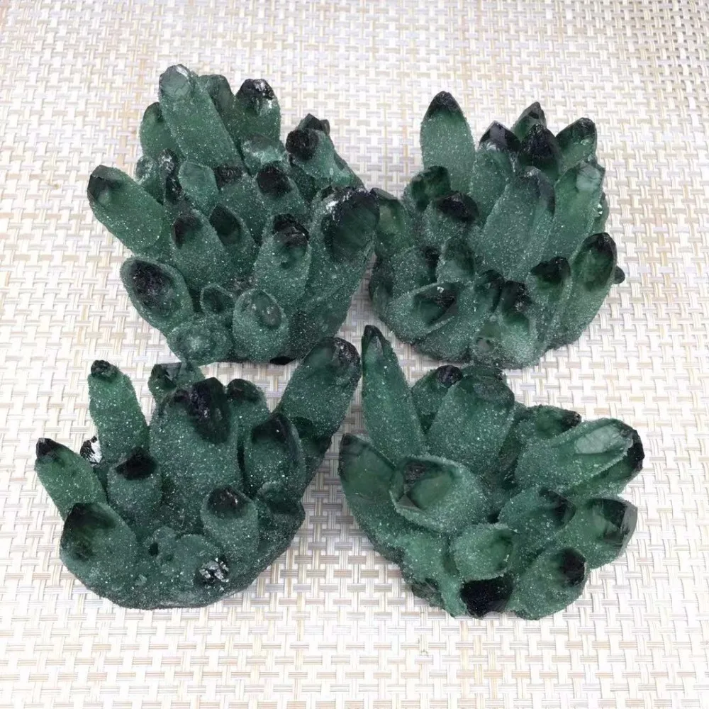 green crystals cluster (2)