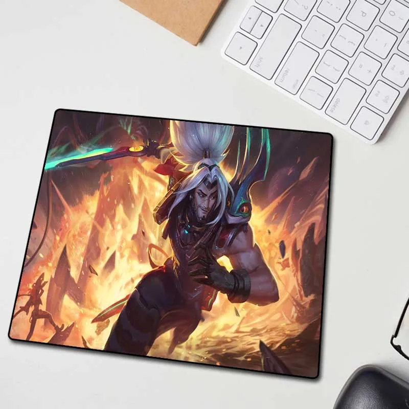 XGZ Custom Large Gaming Mouse Pad Black Exquisite Lock Edge Anime Cool Swordsman Computer Desk Mat