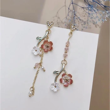 

Chinese style super fairy asymmetric earrings Sen fairy fairy flower earrings light ancient style S925 nail earrings