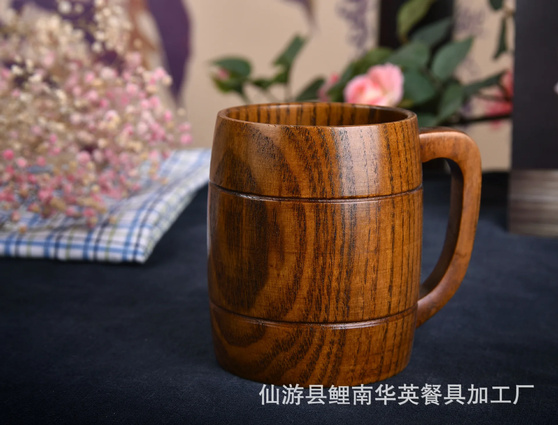 Производители оптом настраиваемые горные Jujube пиво mu bei крутой бар гостиная с ручкой деревянные пивные стаи
