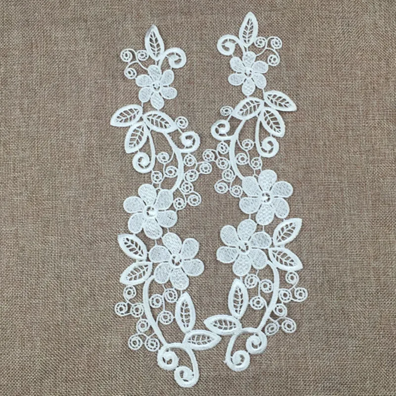 1 Pair White Embroidered Floral Neckline Lace Collar for DIY Sewing Craft 1 Pair White Embroidered Floral Neckline Lace Collar for DIY Sewing Craft