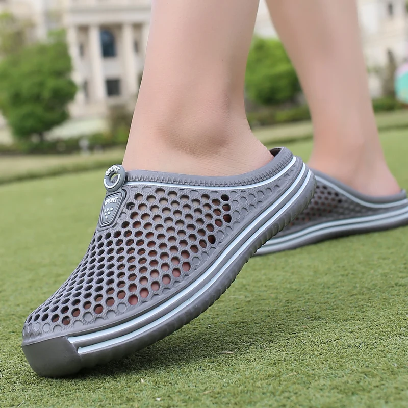 Men Women Breathable Slippers Hollow-out Beach Sandals Garden Hole Shoes Surpris 