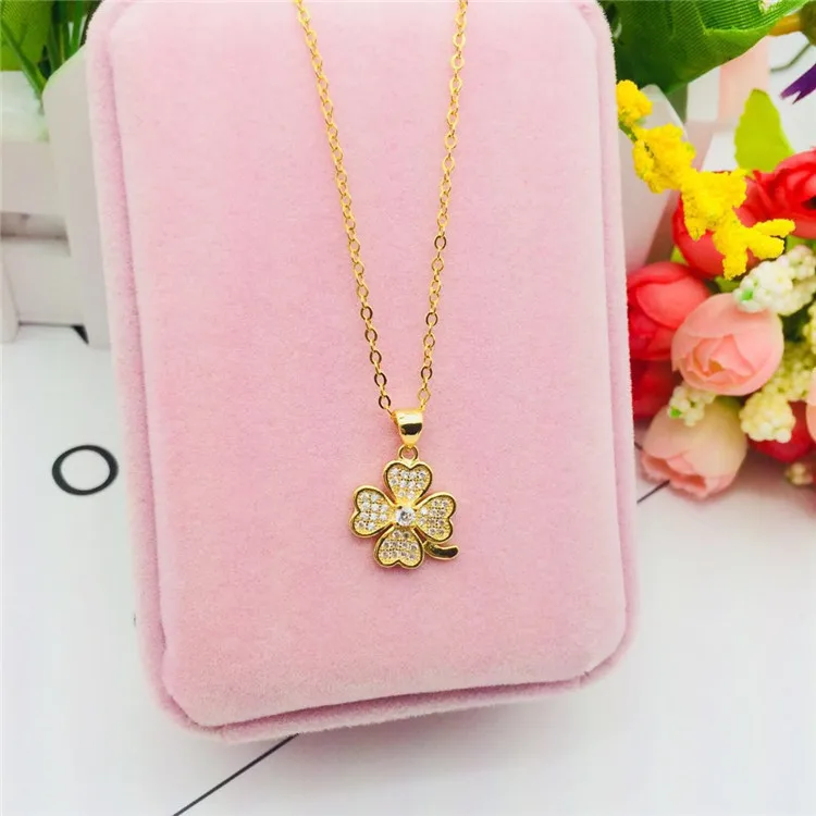 

Viet Nam Alluvial Gold Jewelry Brass Gold Plated Accessories Micro Pave Clover Pendant Women's Lucky Pendant Accessories