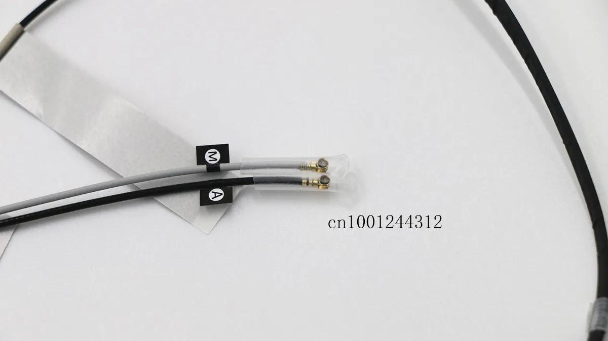Для ноутбука lenovo Thinkpad E580 wifi антенна 01LW415 DC33001H200
