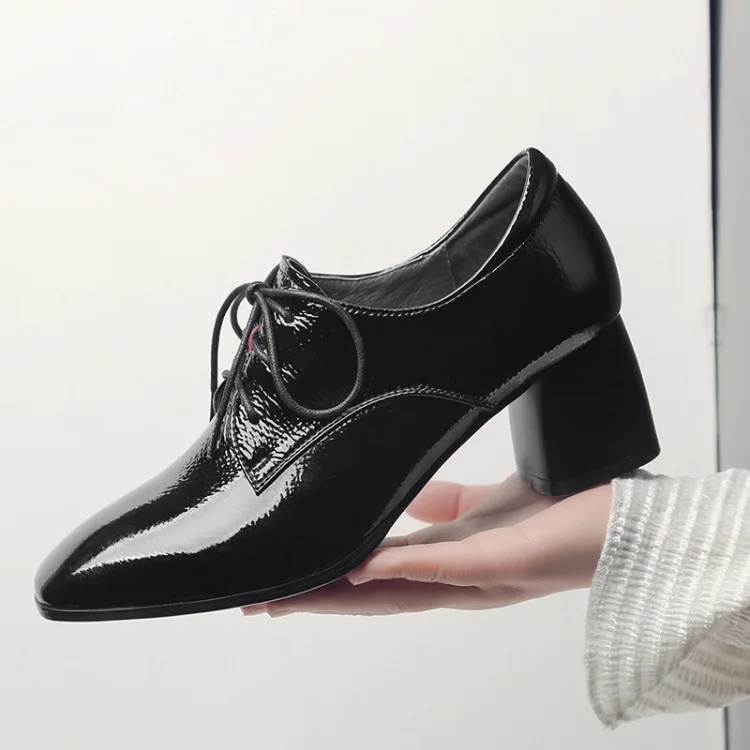 

2018 Spring And Autumn New Style England First Layer Shoes Lace-up Genuine Leather Wrinkled Patent Leather Deep Mouth Semi-high