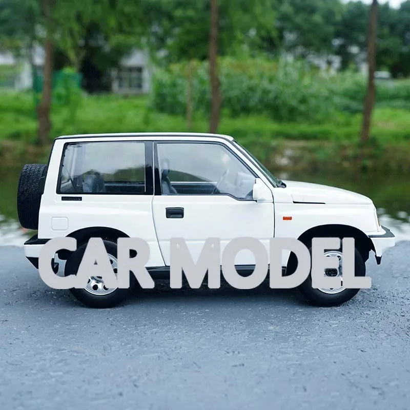 1:18 Масштаб сплава игрушечных автомобилей DORLOP Vitara Escudo модель автомобиля SUV детских игрушечных автомобилей авторизованный игрушки для детей