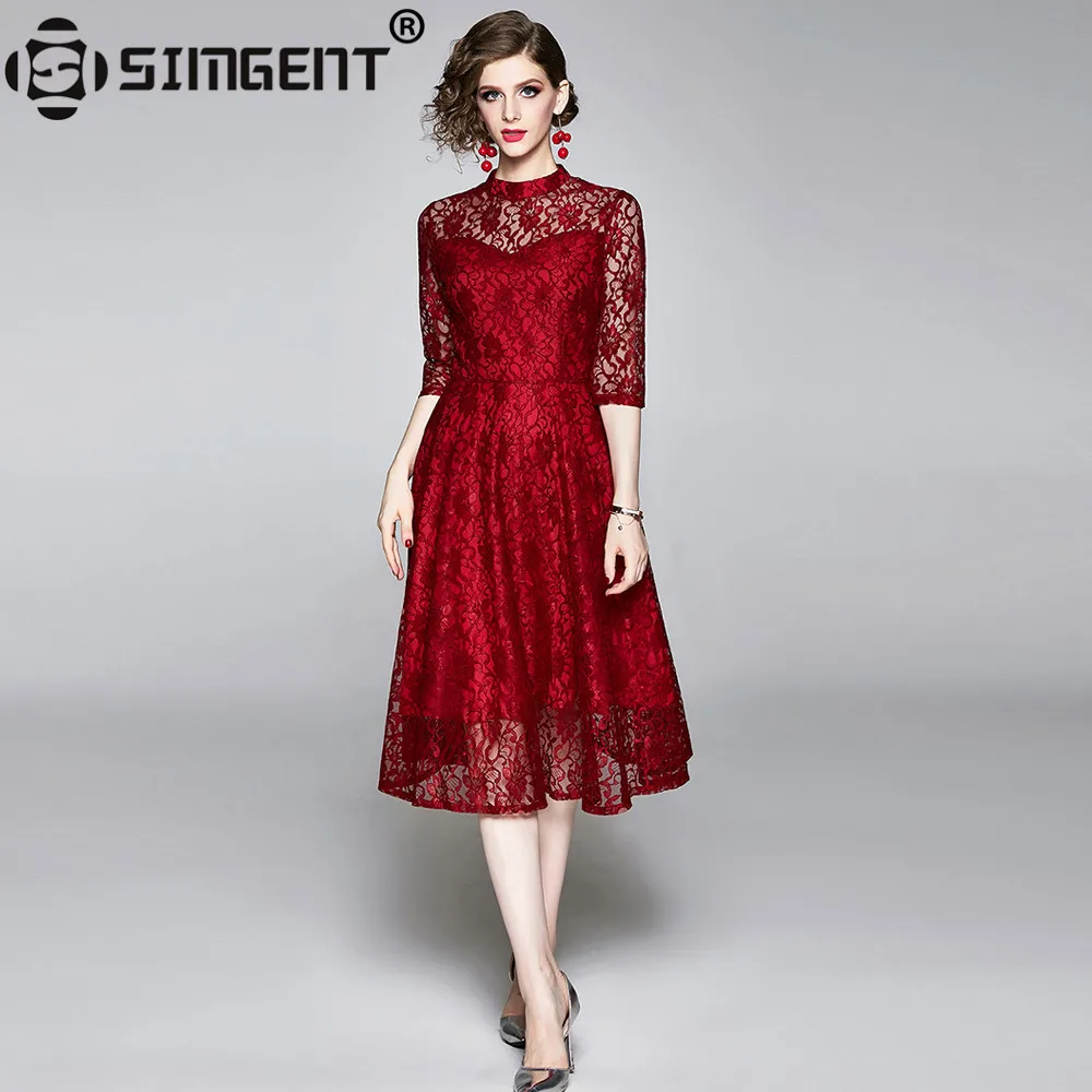 Женское кружевное платье с рукавом три четверти и воротником-стойкой | Женская