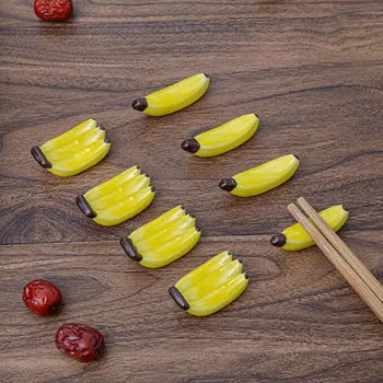 

4pcs/set Creative Fork Chopstick Rack Support Tableware for Kitchen Dinner Japanese Style Cute Banana Fruit Chopstick Holder