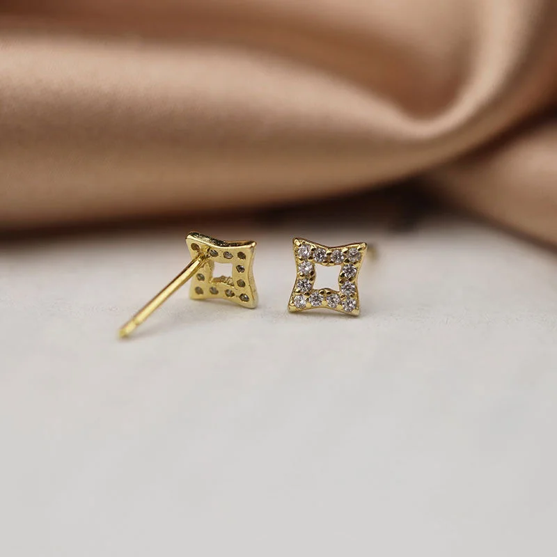 12559162809_2113292643