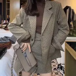 Spring and Autumn New Style Temperament Celebrity High End Net Red Same Tweed Suit Coat Half Skirt Women's Small Fragrance Two P Spring and Autumn New Style Temperament Celebrity High End Net Red Same Tweed Suit Coat Half Skirt Women's Small Fragrance Two P