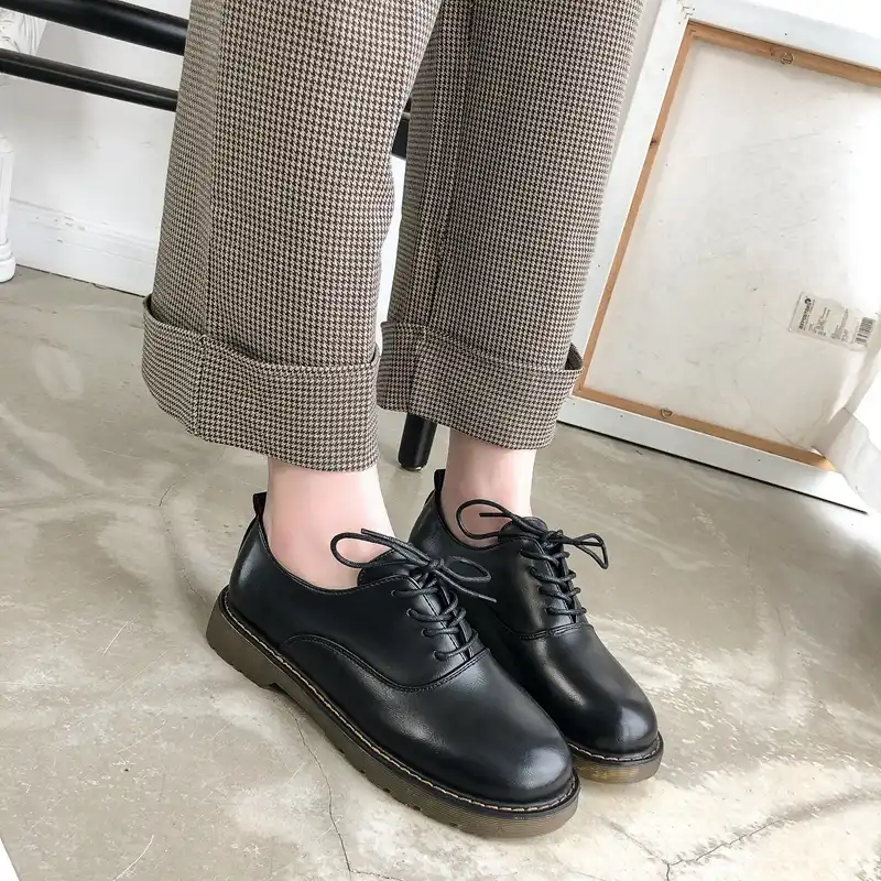 women's oxfords