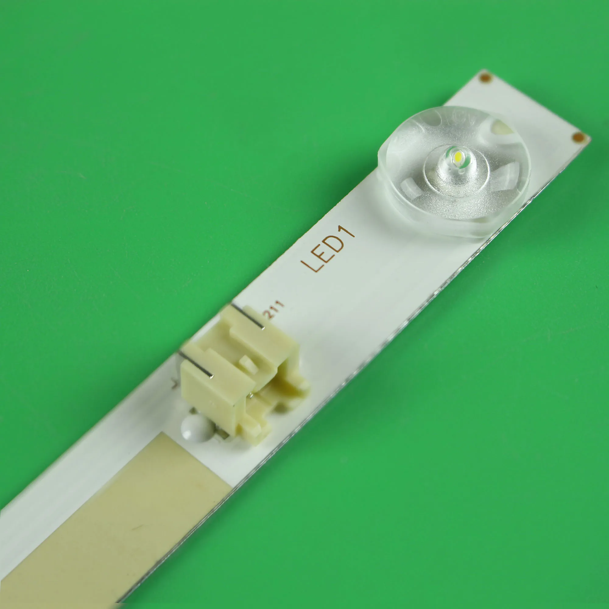 ǰ LED Ʈ Ʈ 18 , ù 55L7453D 55L7453DB BZ556503 55L7453RB 55M7463 SVT550AA0_REV04_R/L-Ÿ 130710 E306084