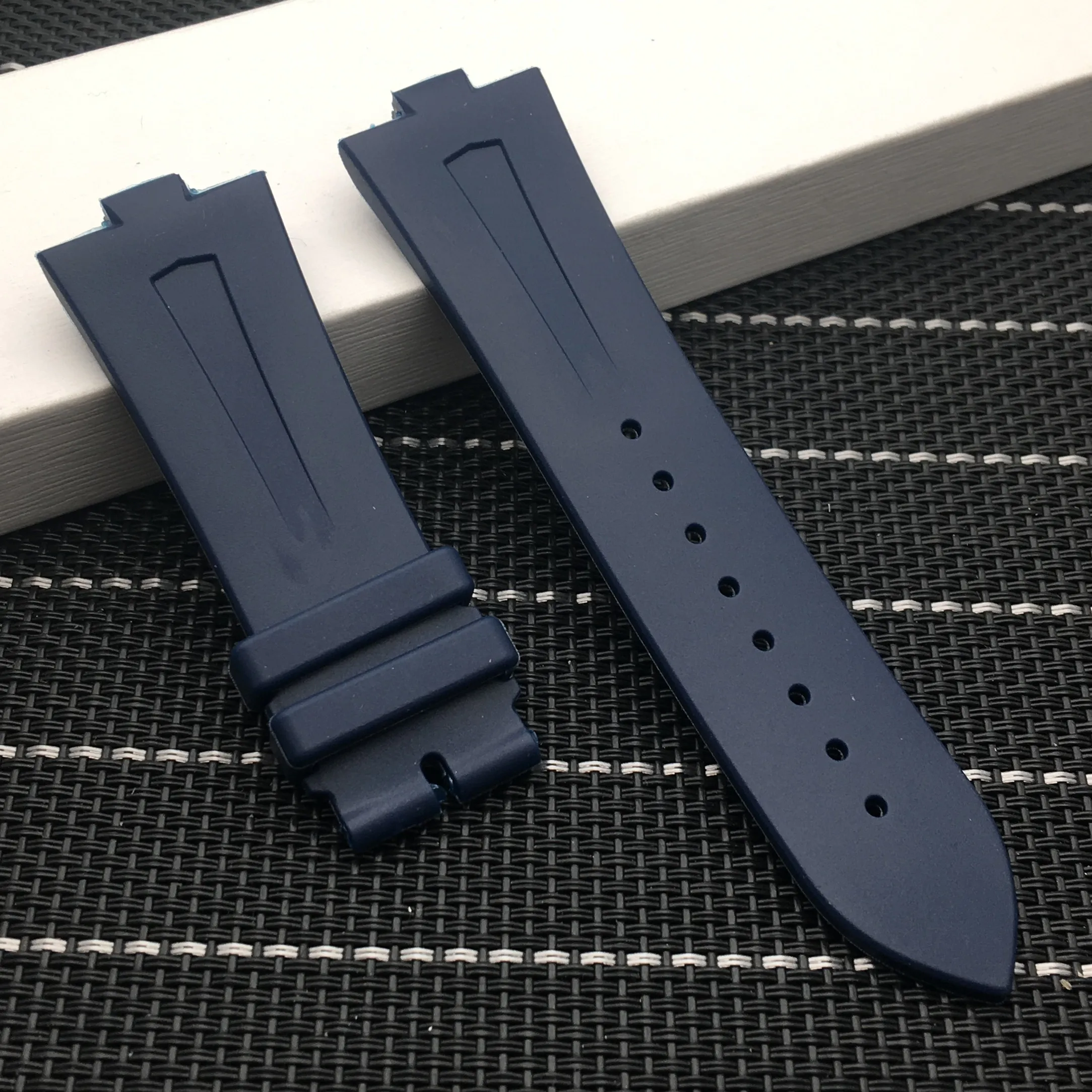 Blue strap 25x9 мм силиконовый резиновый ремешок для Vacheron Constantin 2300V mn электронные Ремешки для наручных часов VC47660 водонепроницаемые аксессуары для часов - Цвет ремешка: Blue strap