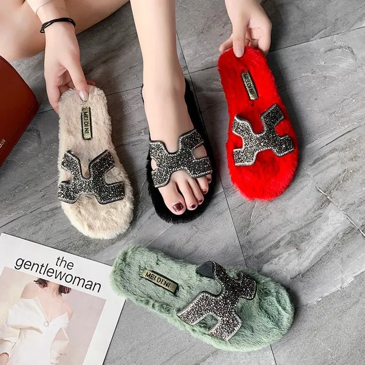 

Rhinestone H-type slippers female 2019 new fur shoes female winter wear wild flat lazy shoes