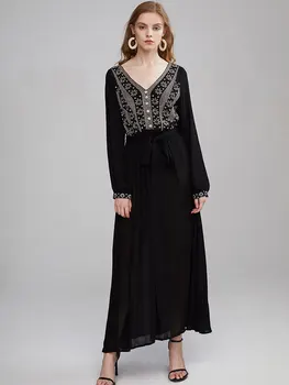 

Summer new Nepal travel holiday beach long dress Bohemian dress Korean version of vintage ethnic embroidery v-neck dress