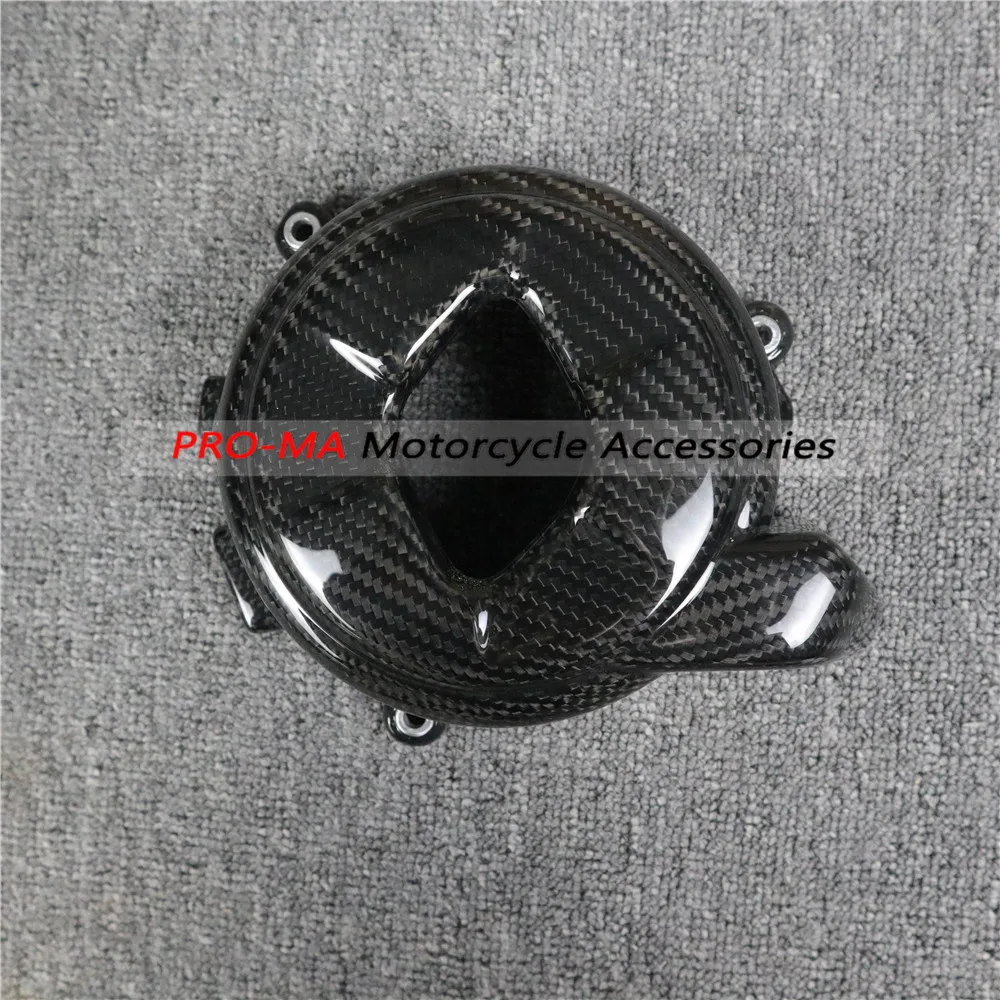 

Motorcycle left Engine Cover in Carbon Fiber For Ducati Panigale V4 2018-2019 Twill glossy weave
